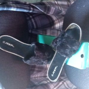 Black Faux Fur Slide